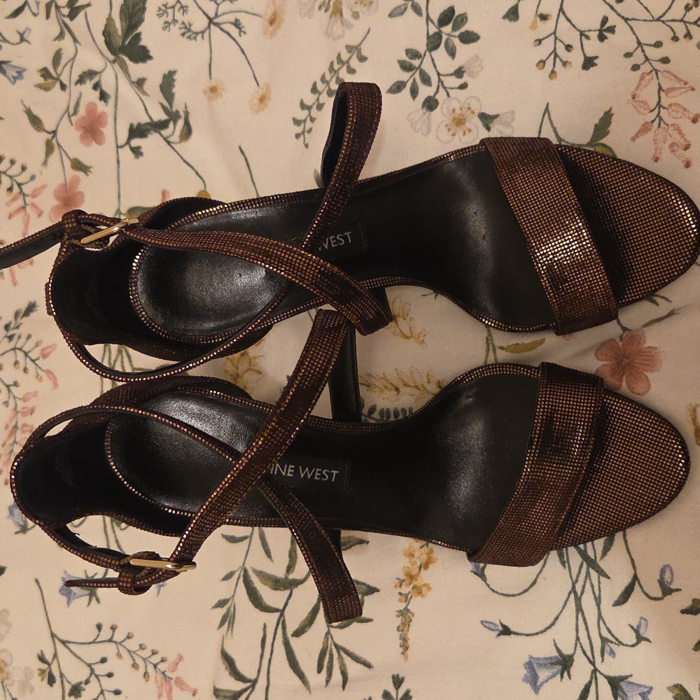 Nine West Women's Bronze Strappy Heels - Picture 3 of 8